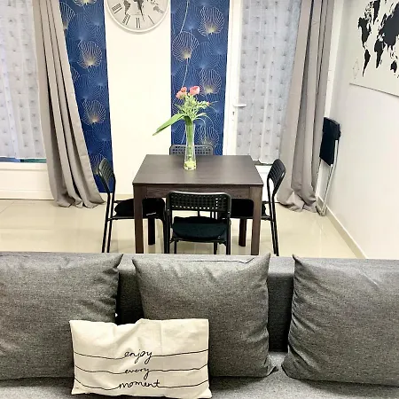 Apartment Boarding Republic Nizza